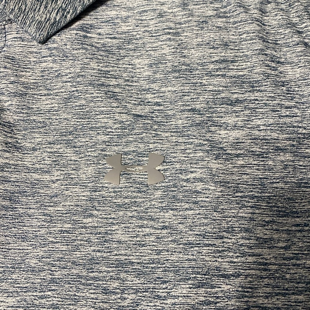 Under Armour Loose Fit HeatGear polo. Size 2XL - Picture 3 of 6